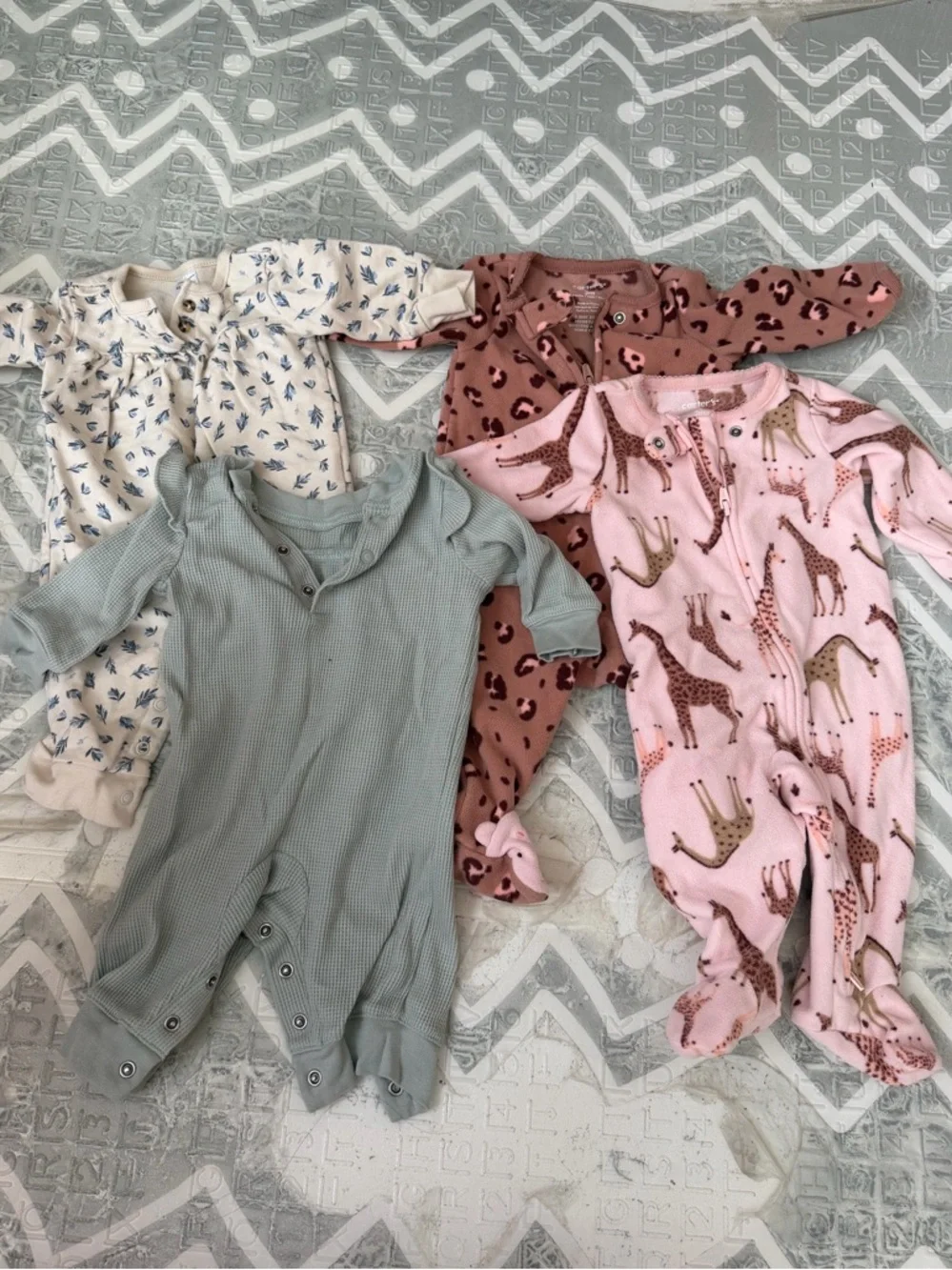 Carter's 4-Pack Footie Sleepers in Pink, Mauve, Sage & Cream 0-3 M bundles